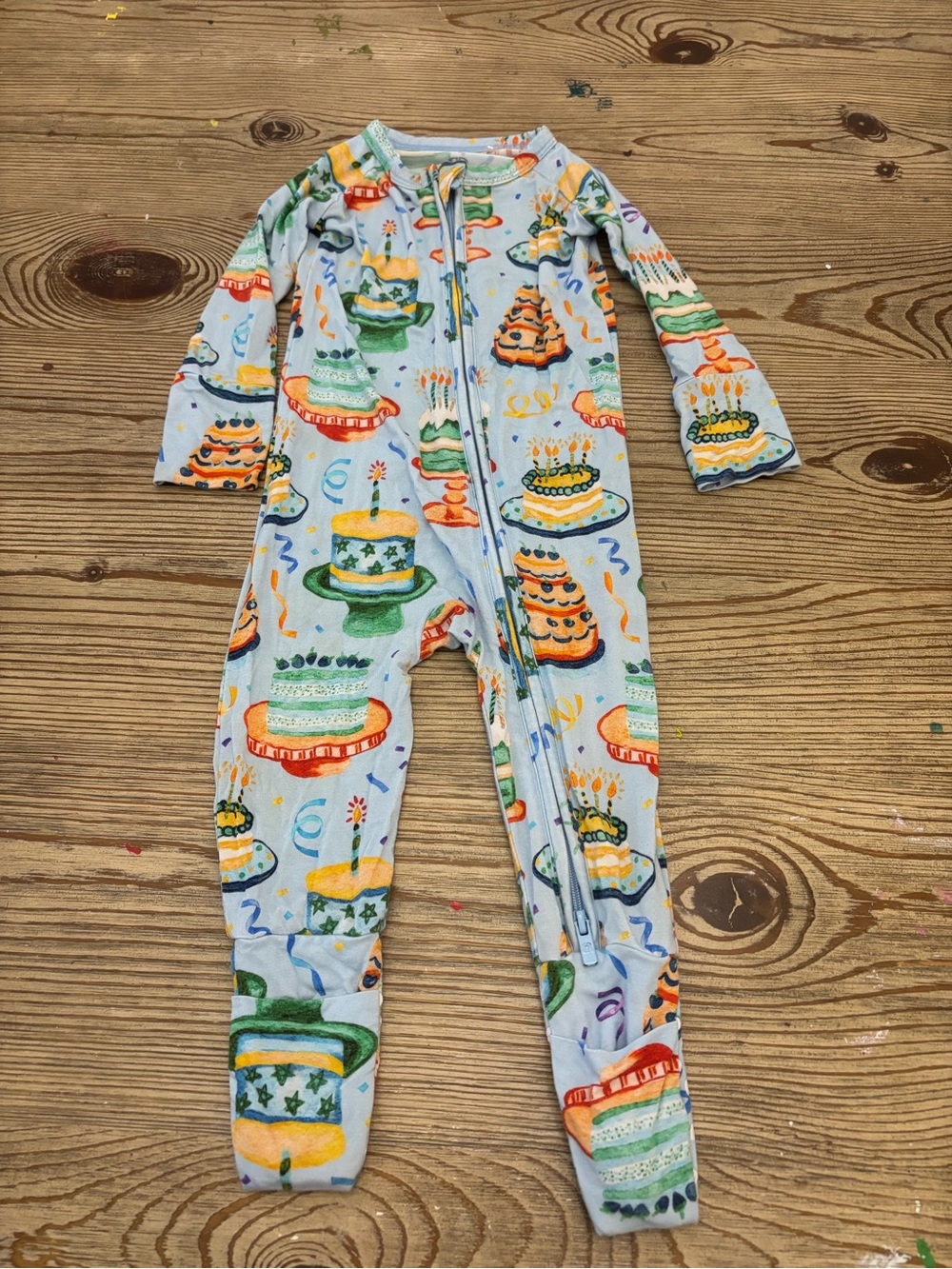Bums & Roses birthday print bamboo convertible romper 6-9m